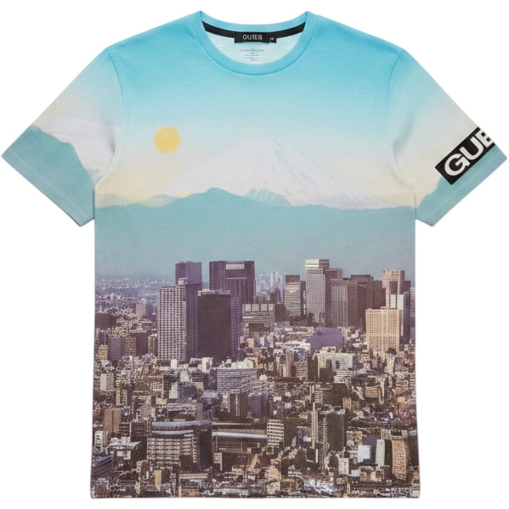 GUESS Mens Eco Tokyo Cityscape T-Shirt Mount Fuji Graphic Tee Blue Small